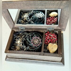 Mystery Bella Box Assorted Costume Jewelry